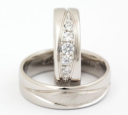 Luxusní prsteny z bílého zlata 034